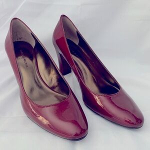 NWOT Etienne Aigner Red Metallic Classic Pumps